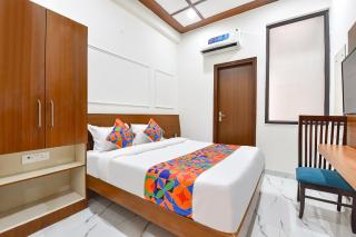 FabHotel Orion Inn - 7