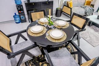 RUSTIC HAVEN VIEW, a 2BR with high view balcony, 3mins drive to yaya center, 200mbps WIFI, gym and 24hr security - 2