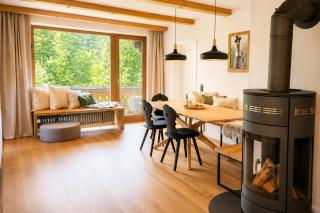 Die Watzmannsuite - Familienfreundliche Ferienwohnung in historischer Villa mit Kamin, Infrarotsauna, Balkon, Garten, nur 10 Gehminuten ins Zentrum von Berchtesgaden - 0