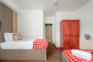 Bosta Guest House - Private Rooms - Inverness - 3