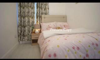 Single room with street view - 1