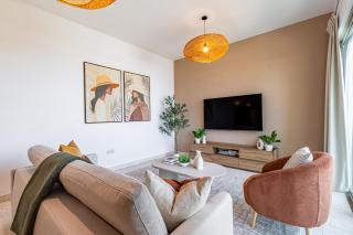 Modern 2BR - Marina Square - Reem Island - Pool & Gym - 0