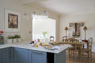 Meadow Drive - 2
