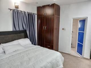 Naira and Kobo Hotel - 0