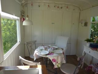 pipowagen Blagour gelegen aan waterbron - 3