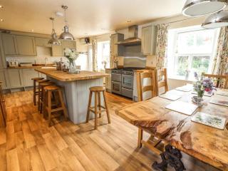 3 Bed in Llanfairtalhaiarn oc-p44877 - 2