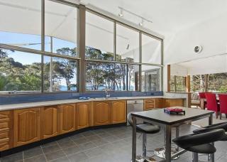 George Bass Drive A Well Kept Secret managed by Batemans Bay Accom - 8