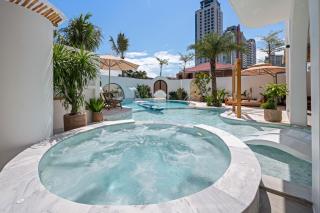 VIP 10 Bedroom Villa Facing the Sea - 9