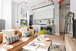 Exclusividad y diseño en el corazón vibrante de Malasaña - 0