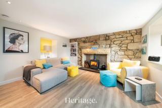 Beach Cottage, Pet & Family Friendly Stay in Moray - 0