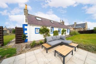 Beach Cottage, Pet & Family Friendly Stay in Moray - 5