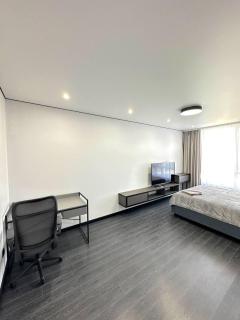 Fly Residence - 2
