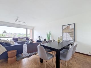 Spacious 6 Person Apartment Near Leuven Center - 8