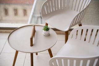 Luxurious 1BDR Terrace Parking in City Central - 2