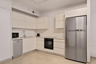Luxurious 1BDR Terrace Parking in City Central - 1