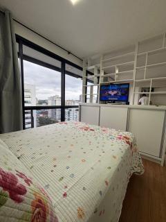 Apartamento a 2km do Festival de Danca, lado do shopping muller - 1