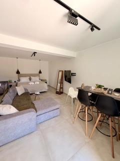Apademia Comfort Studio 65sqm - 9
