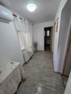 Casa Salvamarului 2 - 4
