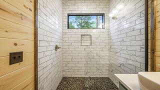 Luxury Cabin Retreat, Game room, Views, Hot tub - 8