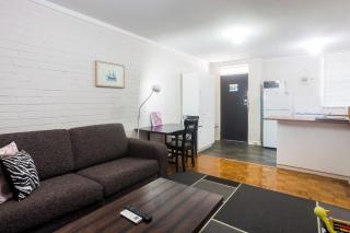 Lovely 1 BDR in the heart of Fremantle w Parking - 4