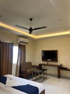 RS Galaxy Hotel Rishikesh - 9