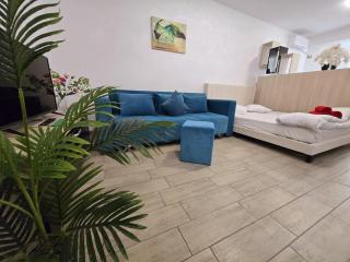 Superb Large Family Apartment - Beach Pool & Spa Resort Alezzi - 1