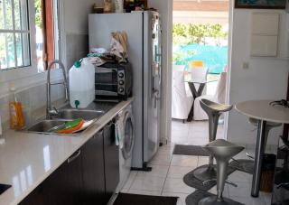 Villa enchanteur à Sainte-Anne avec jardin et piscine privée - 3