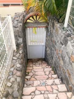 Maison familiale à Le Diamant, 75 m², Jardin - 4