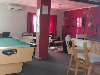 Sunnyside Guesthouse - 1