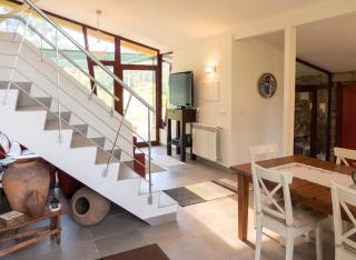 Spacious House in Seia with Stunning Mountain Views, 150 m² - 1