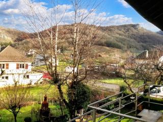 Appartement confortable à Mesnay - 70 m² - Balcon privé - 3