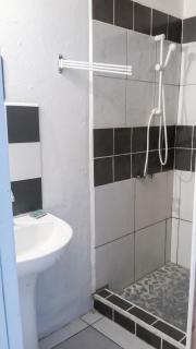Studio confortable à Les Abymes, 12m², balcon agréable - 6