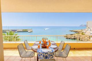 Seafront Cala Ratjada Apartment - 0