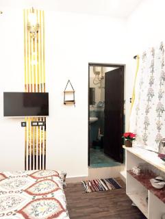 Full Home 7 BHK Private Terrace 2km WhiteTown - BLUEMOON - 3