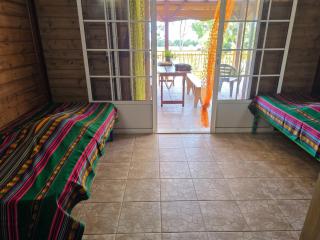 Bel appartement avec 5 chambres à Goyave - 1