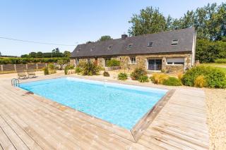Longère avec piscine privée, Côte de Granit rose - 0