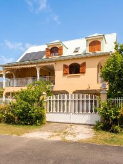 Studio charmant au Moule avec jardin de 35 m² et barbecue - 8
