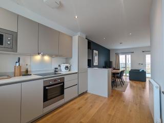 Adelphi Townhouse Contemporary 2 Bed 1 bath 1 WC - 3
