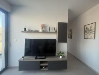 New Modern Mackenzie 1BR Flat, 1mn walk to waterfront - 8