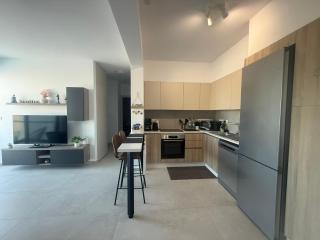New Modern Mackenzie 1BR Flat, 1mn walk to waterfront - 4