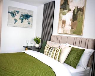 Modern 3BR Flat for 8 Near City Centre - 0