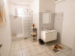 Appartement moderne à Fort-de-France 70 m² - Jardin privé - 2