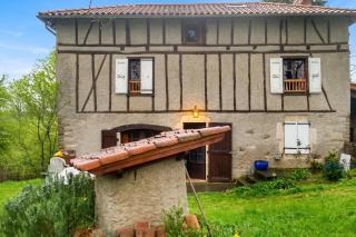 Maison spacieuse à St Constant Fournoules avec jardin - 0