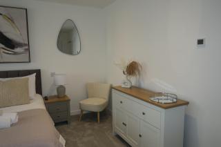 Modern 3-bed bungalow in Beacon - 2
