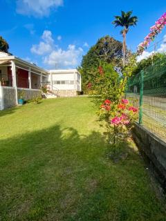 Appartement avec terrasse à Fort-de-France 50 m² - 1