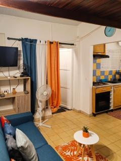 Bungalow accueillant à La Trinité, 47 m², véranda charmante - 3