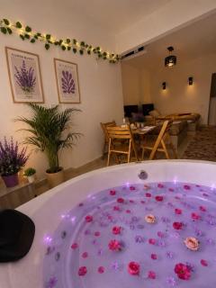 Luxury Giza pyramids view & jacuzzi - 7