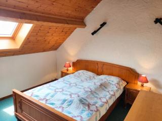 Spacious family house in Haut-Fays, 250 m² with garden - 7