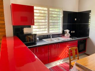 Appartement spacieux à Sainte-Rose, 70 m² avec jardin - 9