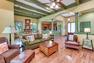 5 Mi to Old Town Bluffton: Cottage w/ Patio - 2